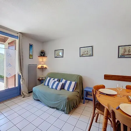 Les Charmilles-17 By Interhome *